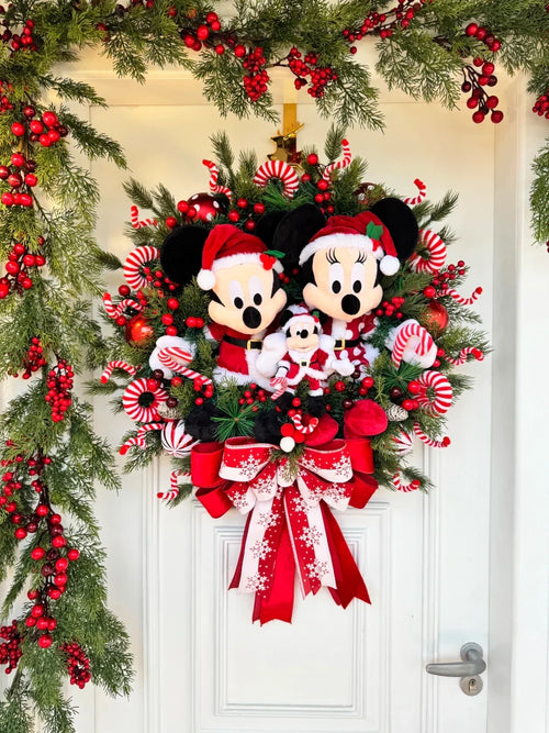 Guirlanda Família Mickey Magia de Natal | A Magia e Alegria do Natal na Sua Porta